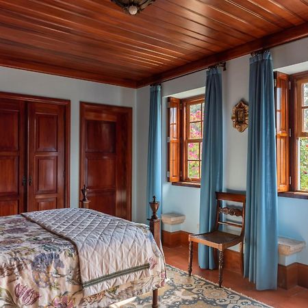 Quinta De Mouraes Casa Dos Rododendros Guest House Lever ภายนอก รูปภาพ