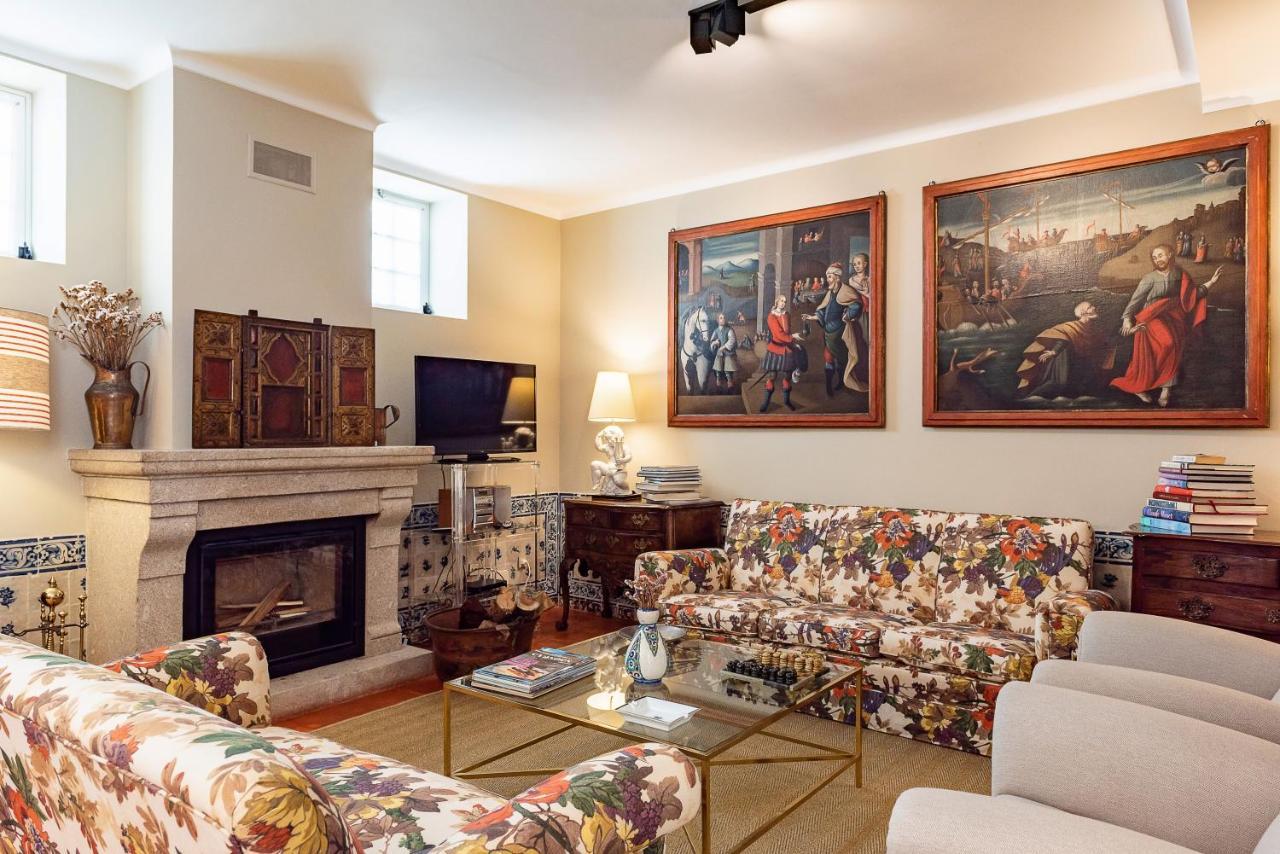 Quinta De Mouraes Casa Dos Rododendros Guest House Lever ภายนอก รูปภาพ