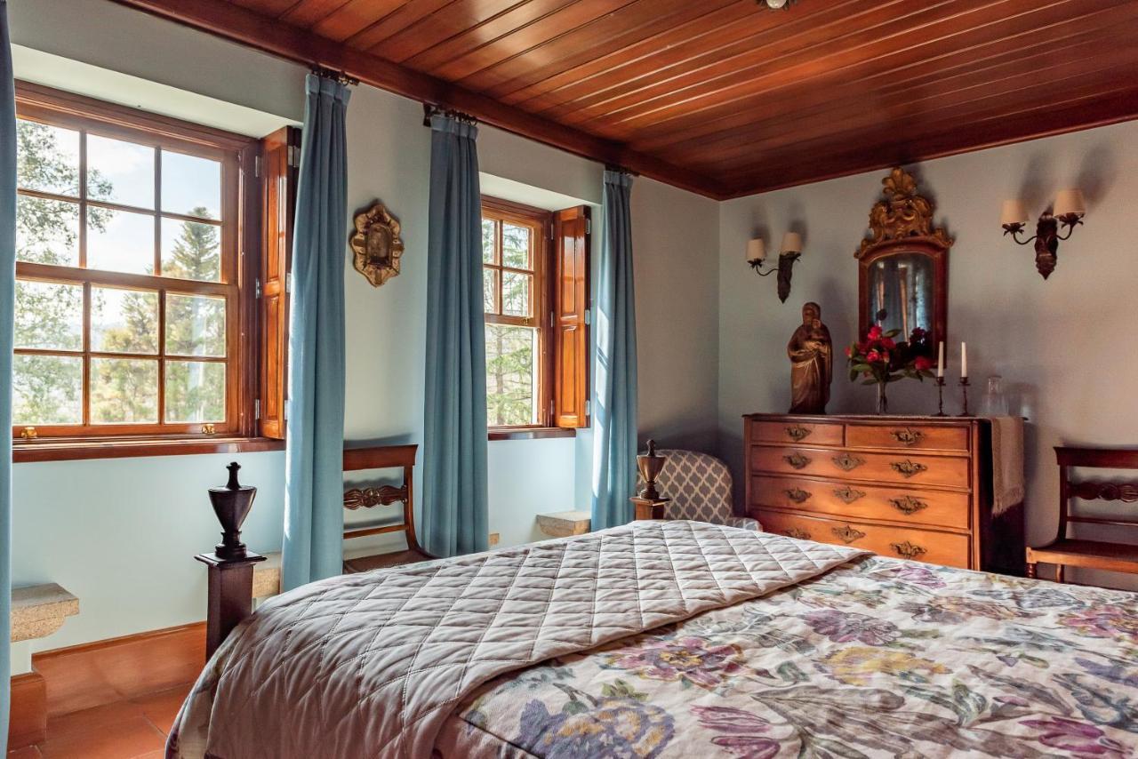 Quinta De Mouraes Casa Dos Rododendros Guest House Lever ภายนอก รูปภาพ