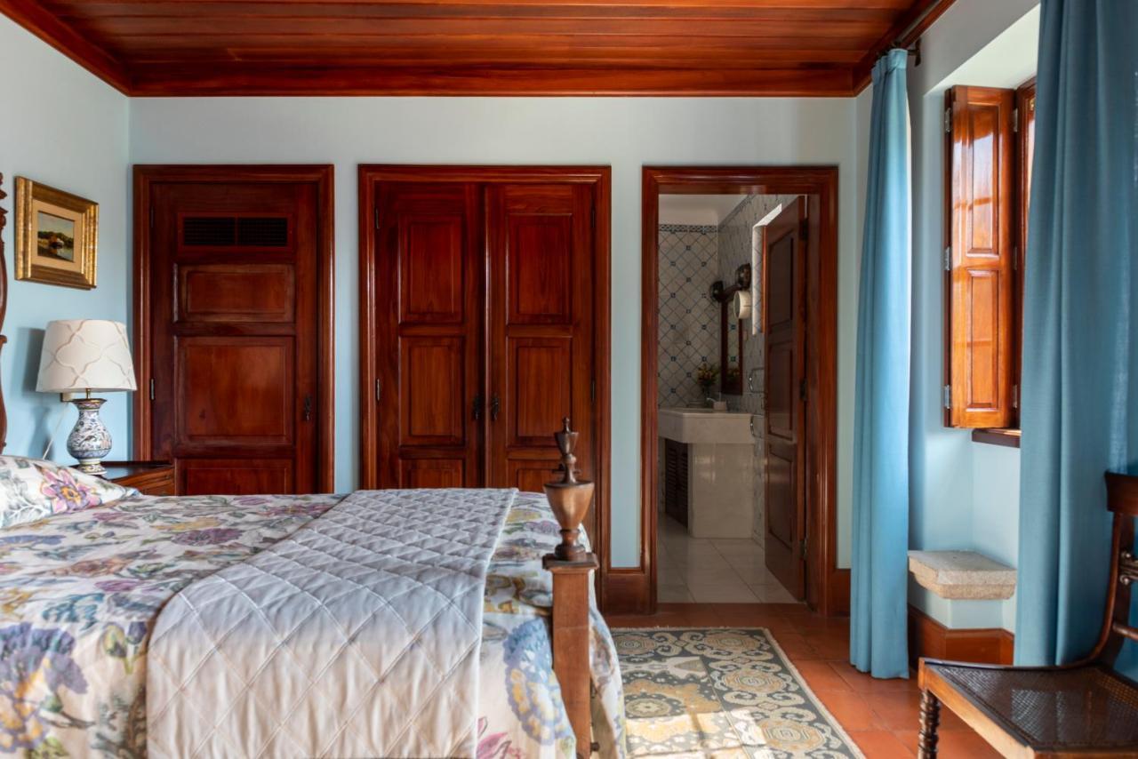 Quinta De Mouraes Casa Dos Rododendros Guest House Lever ภายนอก รูปภาพ