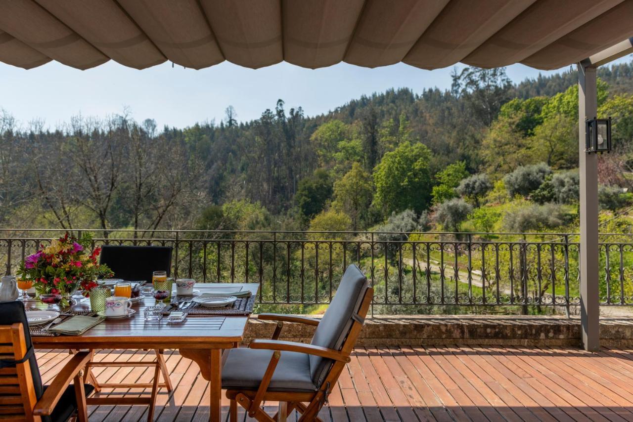 Quinta De Mouraes Casa Dos Rododendros Guest House Lever ภายนอก รูปภาพ
