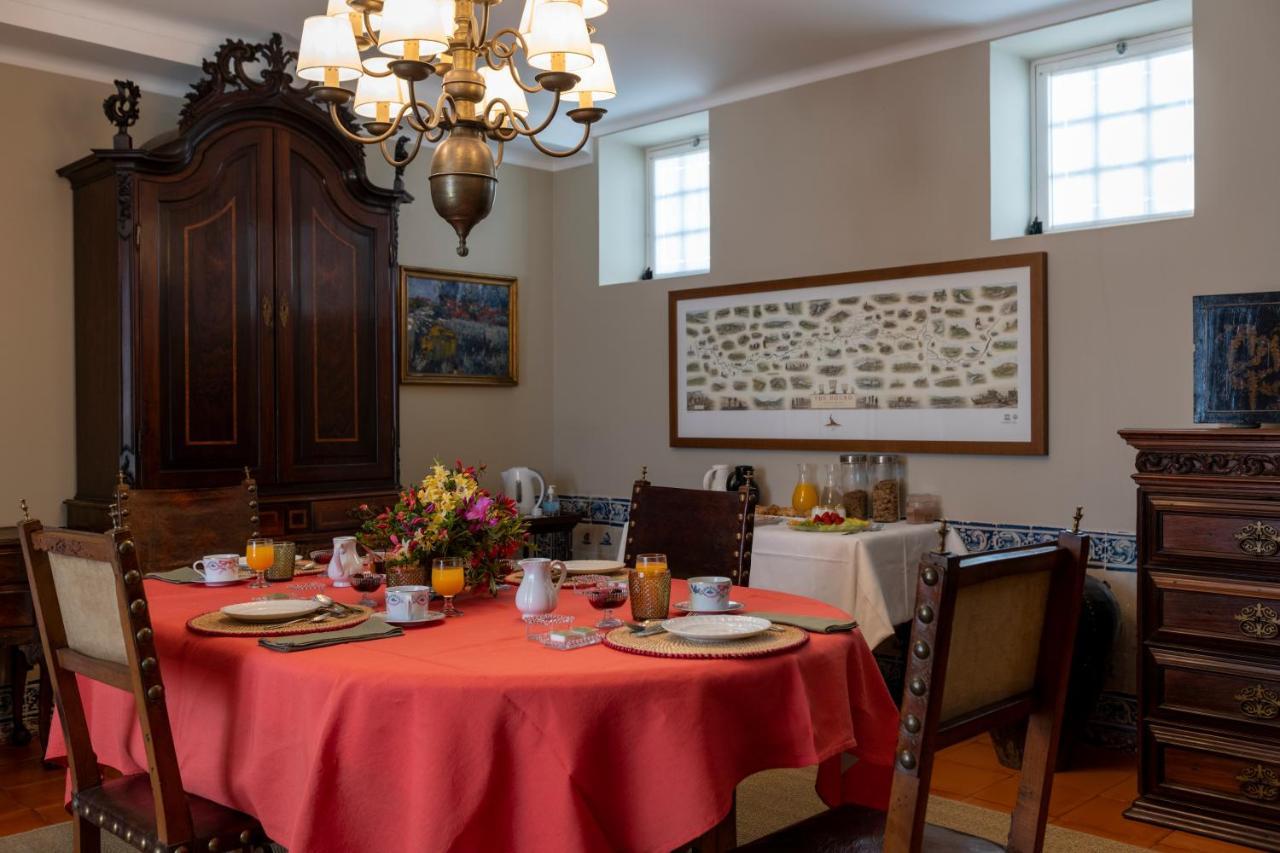 Quinta De Mouraes Casa Dos Rododendros Guest House Lever ภายนอก รูปภาพ
