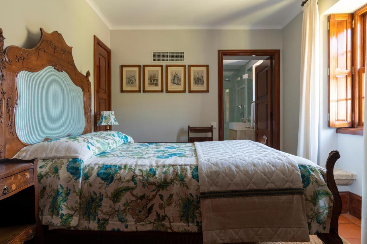 Quinta De Mouraes Casa Dos Rododendros Guest House Lever ภายนอก รูปภาพ