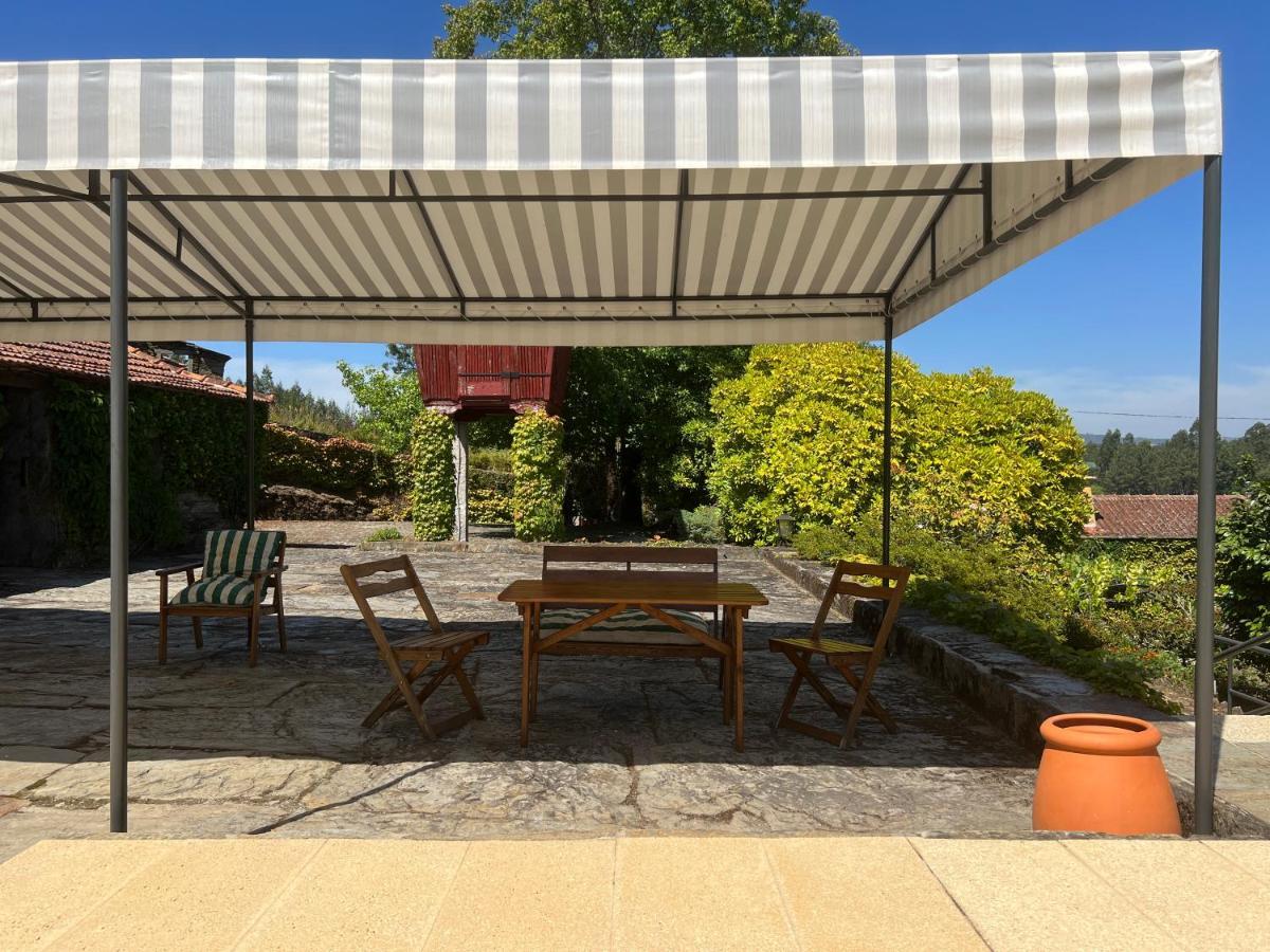 Quinta De Mouraes Casa Dos Rododendros Guest House Lever ภายนอก รูปภาพ