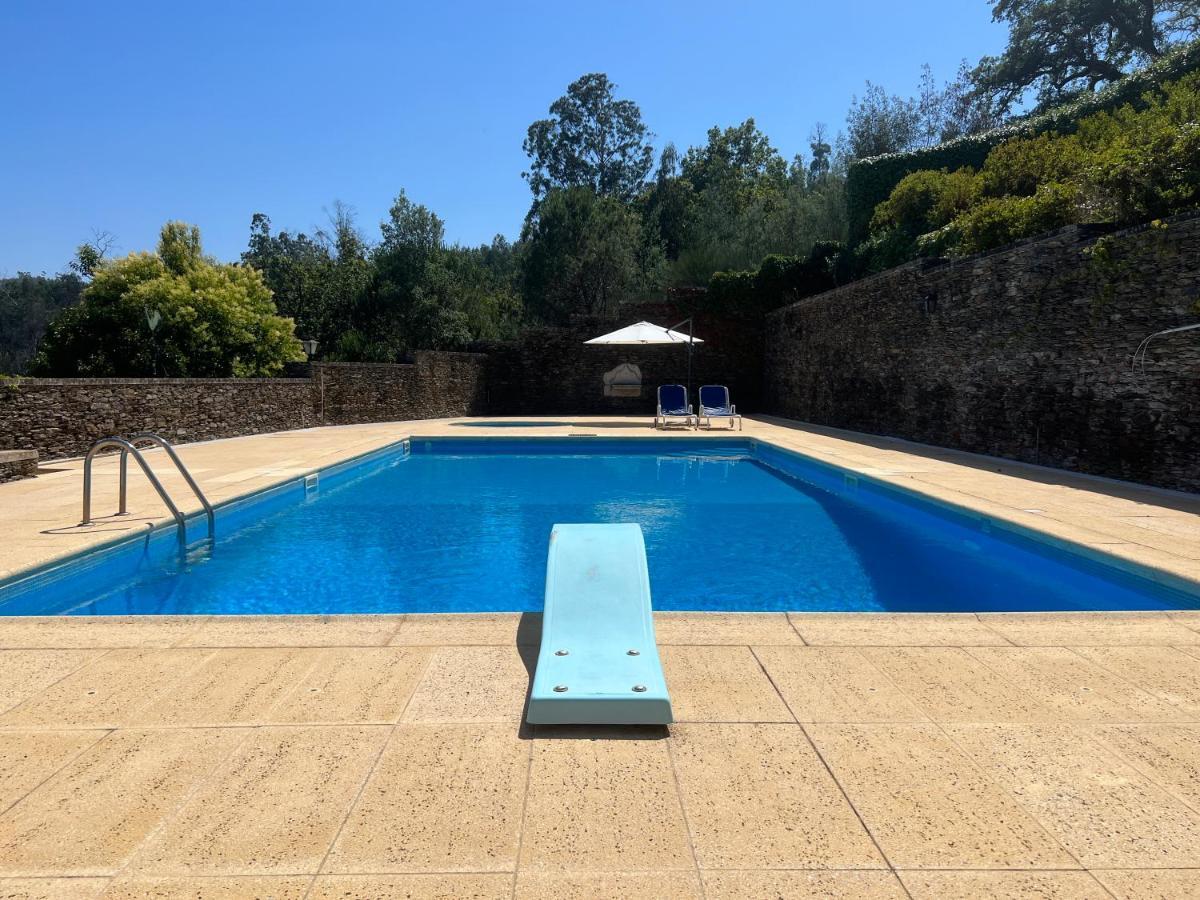 Quinta De Mouraes Casa Dos Rododendros Guest House Lever ภายนอก รูปภาพ