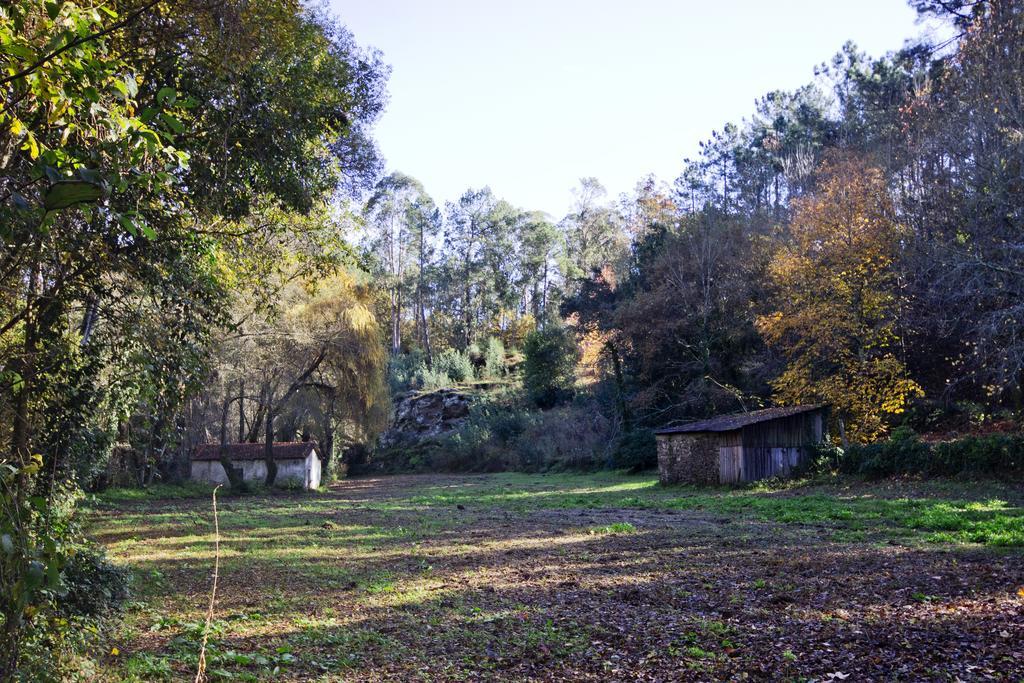 Quinta De Mouraes Casa Dos Rododendros Guest House Lever ภายนอก รูปภาพ